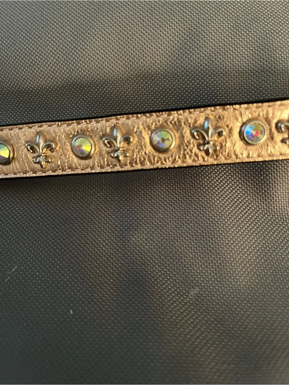 Woof Wear! Custom 14” lux dog collar NWT. Leather, crystals, fleur-de-lis